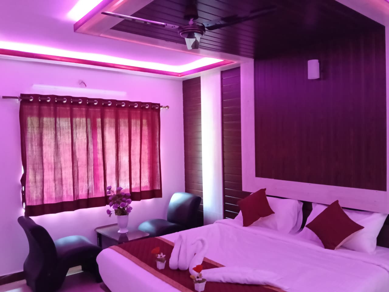 La Seven Resorts